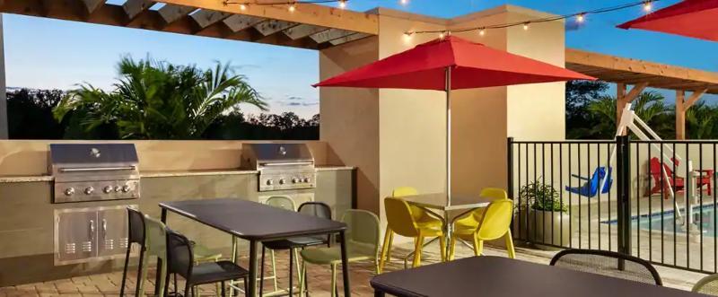 Home2 Suites By Hilton Brandon Tampa מראה חיצוני תמונה